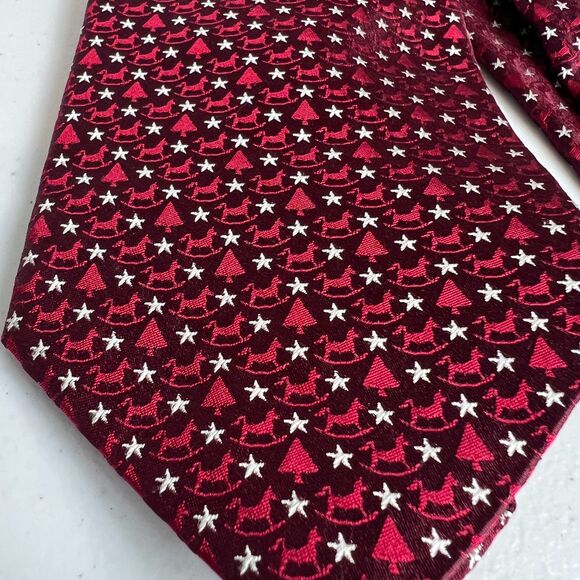 John W. Nordstrom Christmas Tree Rocking Horse Star Red White Silk Tie - Picture 3 of 7